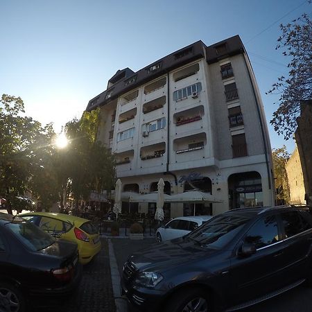 Violet Star Apartment Νόβι Σαντ Εξωτερικό φωτογραφία