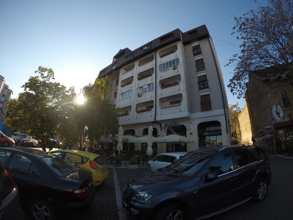 Violet Star Apartment Νόβι Σαντ Εξωτερικό φωτογραφία